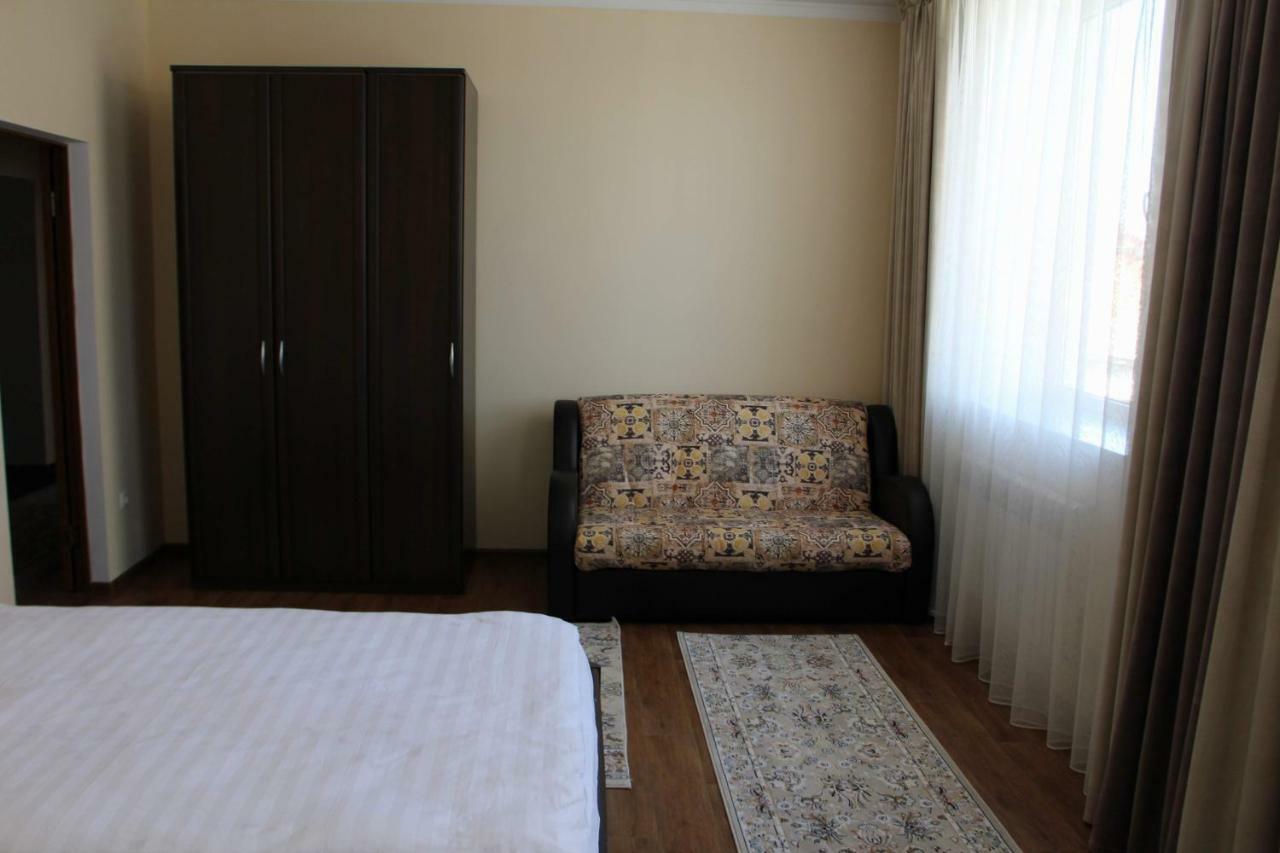 Апарт Отель Welcome Taldykorgan Buitenkant foto